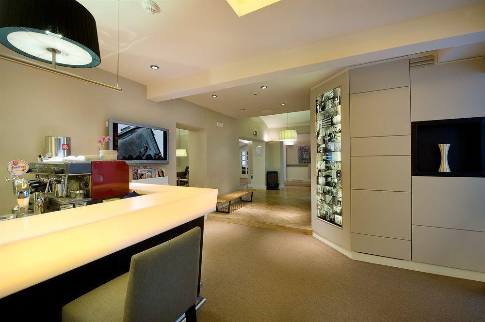 Prokop Square Otel 4*